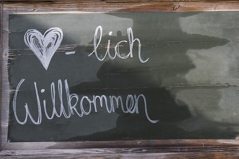 „No child is left behind“ – Wie können ukrainische Schülerinnen und Schüler sinnvoll in den RU integriert werden? „No child is left behind“ – Wie können ukrainische Schülerinnen und Schüler sinnvoll in den RU integriert werden?